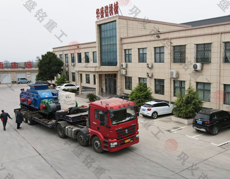 時產200噸對輥液壓制砂機，處理鵝卵石、石灰石的出砂效果怎么樣呢？