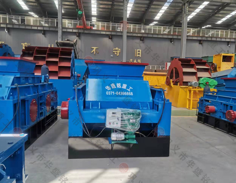 時產(chǎn)5-10噸的小型制砂機多少錢一臺？